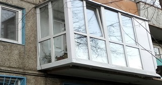Остекление с выносом под ключ Серов, цена от 2563 руб.